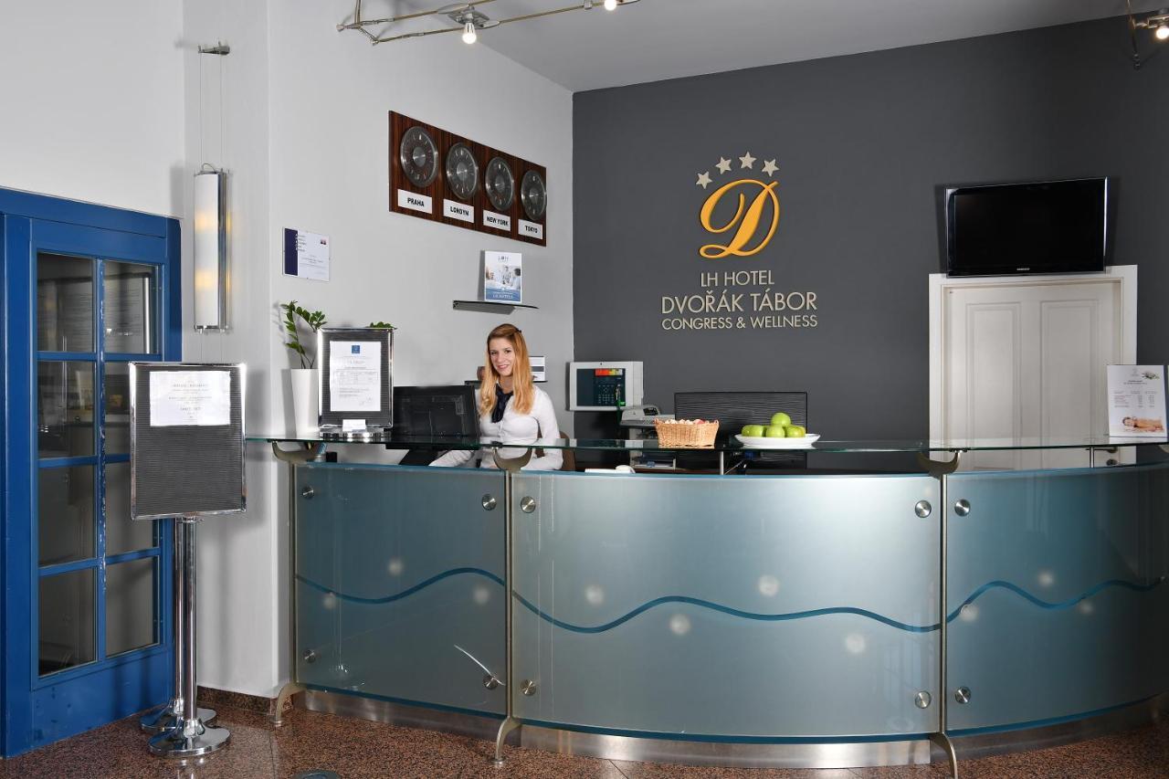 Lh Hotel Dvorak Tabor Congress & Wellness Exterior photo